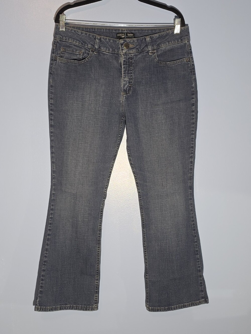 Riders by Lee • Mid Rise Boot Cut Jeans - Medium Wash.  Sz 14P.